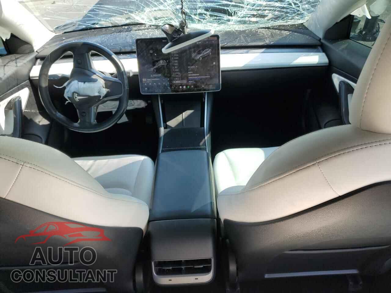 TESLA MODEL 3 2020 - 5YJ3E1EB5LF801852
