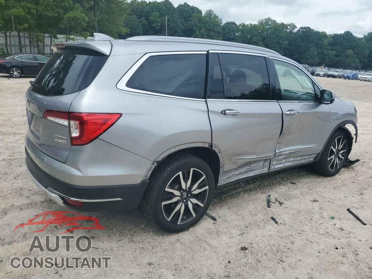 HONDA PILOT 2020 - 5FNYF6H91LB015765