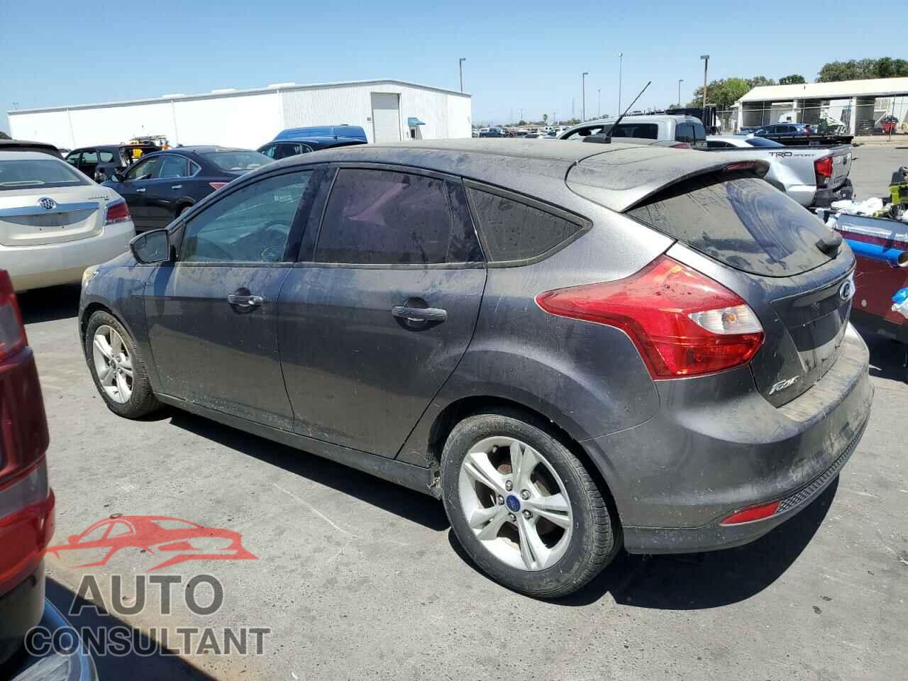 FORD FOCUS 2014 - 1FADP3K2XEL407817