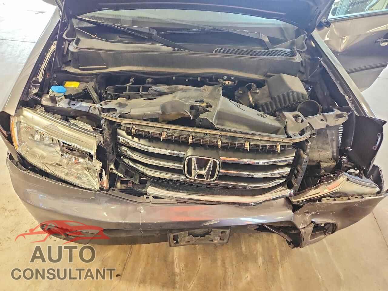 HONDA PILOT 2015 - 5FNYF4H27FB068403