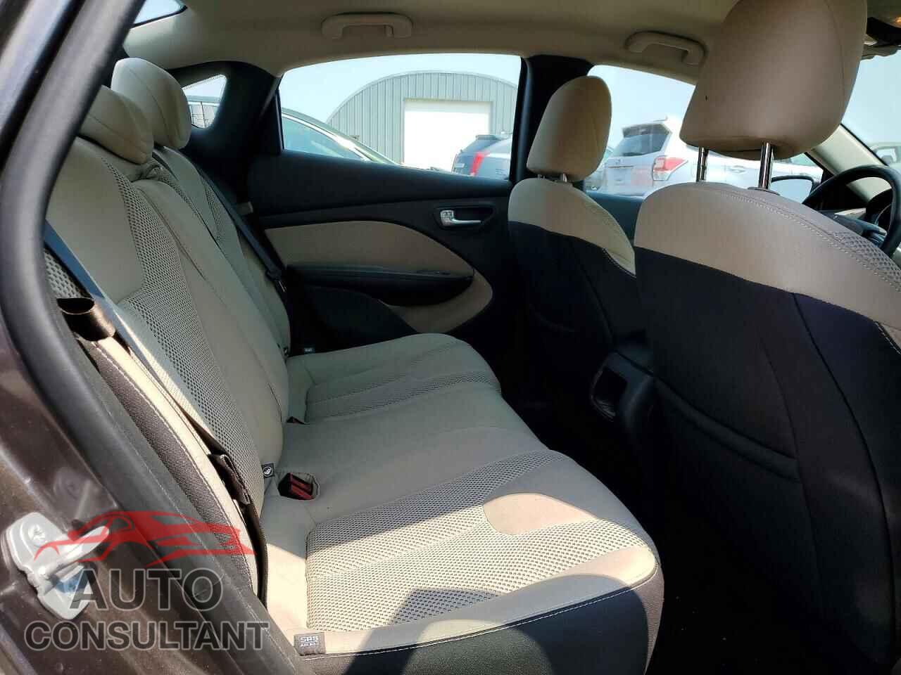 DODGE DART 2015 - 1C3CDFBB5FD281561