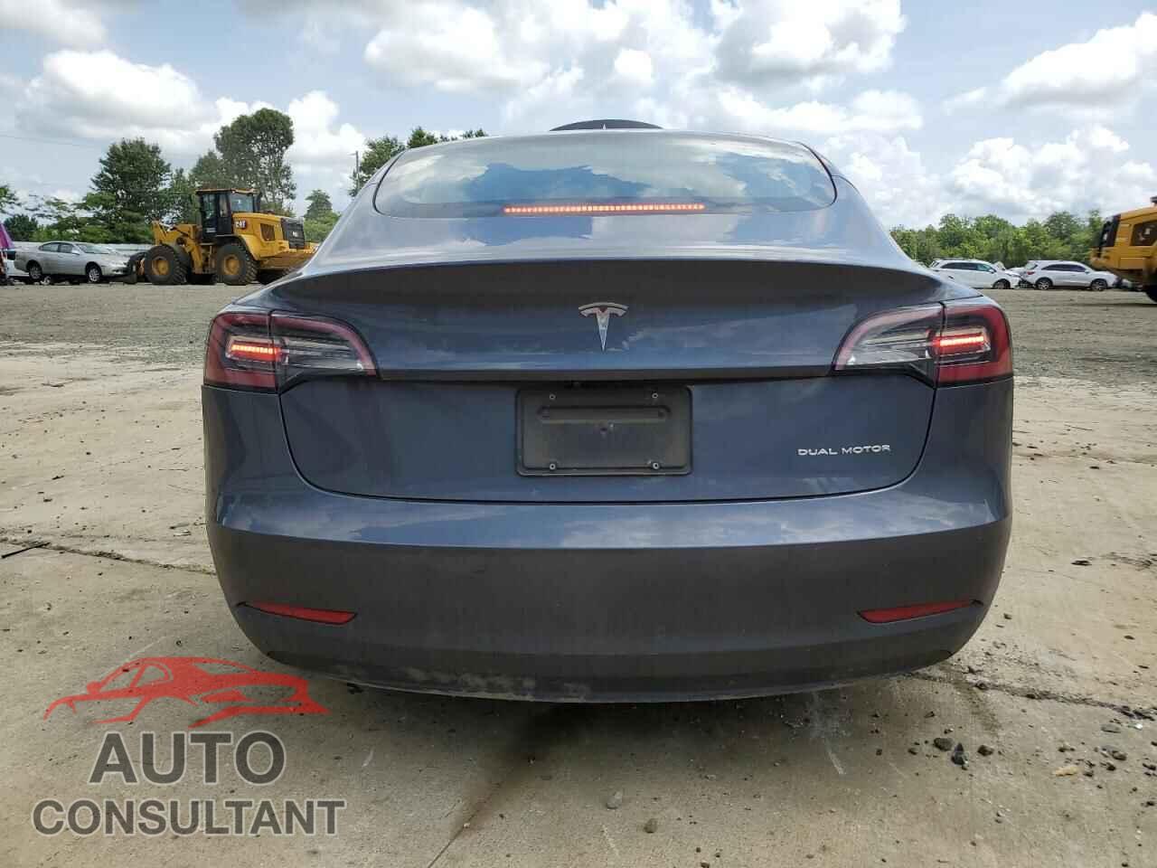 TESLA MODEL 3 2022 - 5YJ3E1EB5NF271126