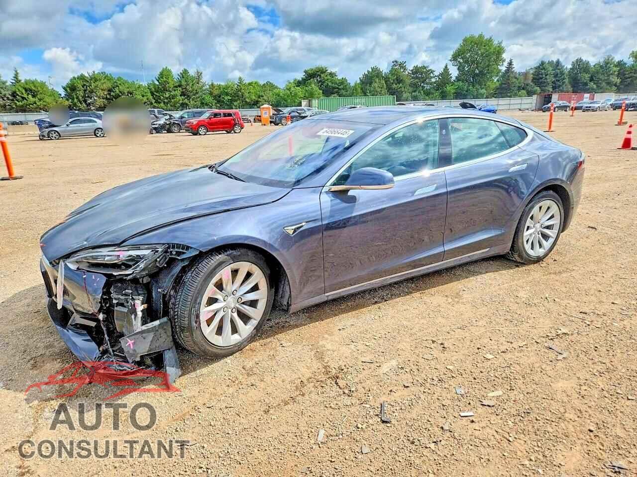 TESLA MODEL S 2017 - 5YJSA1E26HF205504
