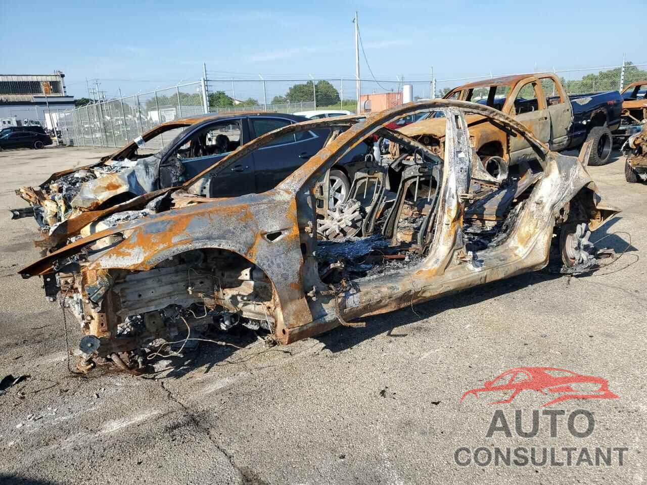 TESLA MODEL 3 2023 - 5YJ3E1EAXPF609503