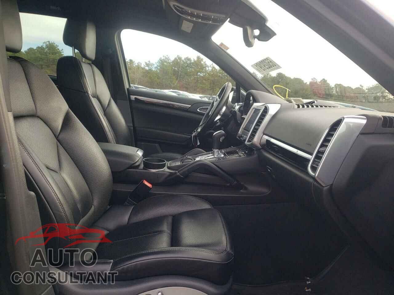 PORSCHE CAYENNE 2017 - WP1AA2A27HKA90906