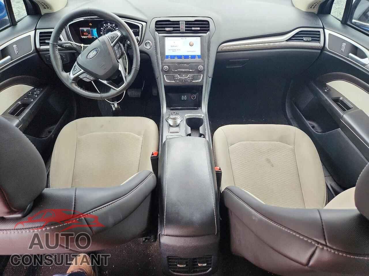 FORD FUSION 2020 - 3FA6P0HD6LR180317