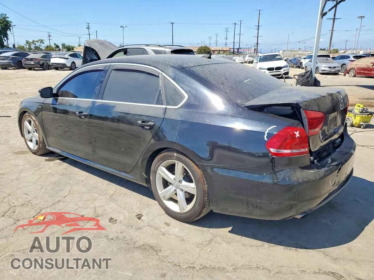 VOLKSWAGEN PASSAT 2015 - 1VWAT7A35FC111449