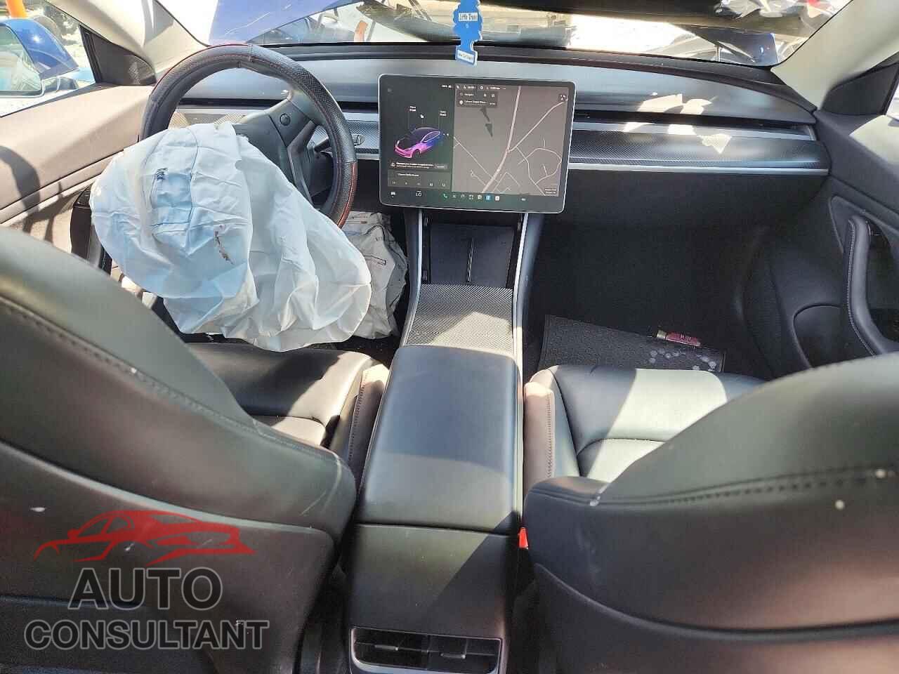 TESLA MODEL 3 2019 - 5YJ3E1EA2KF299209
