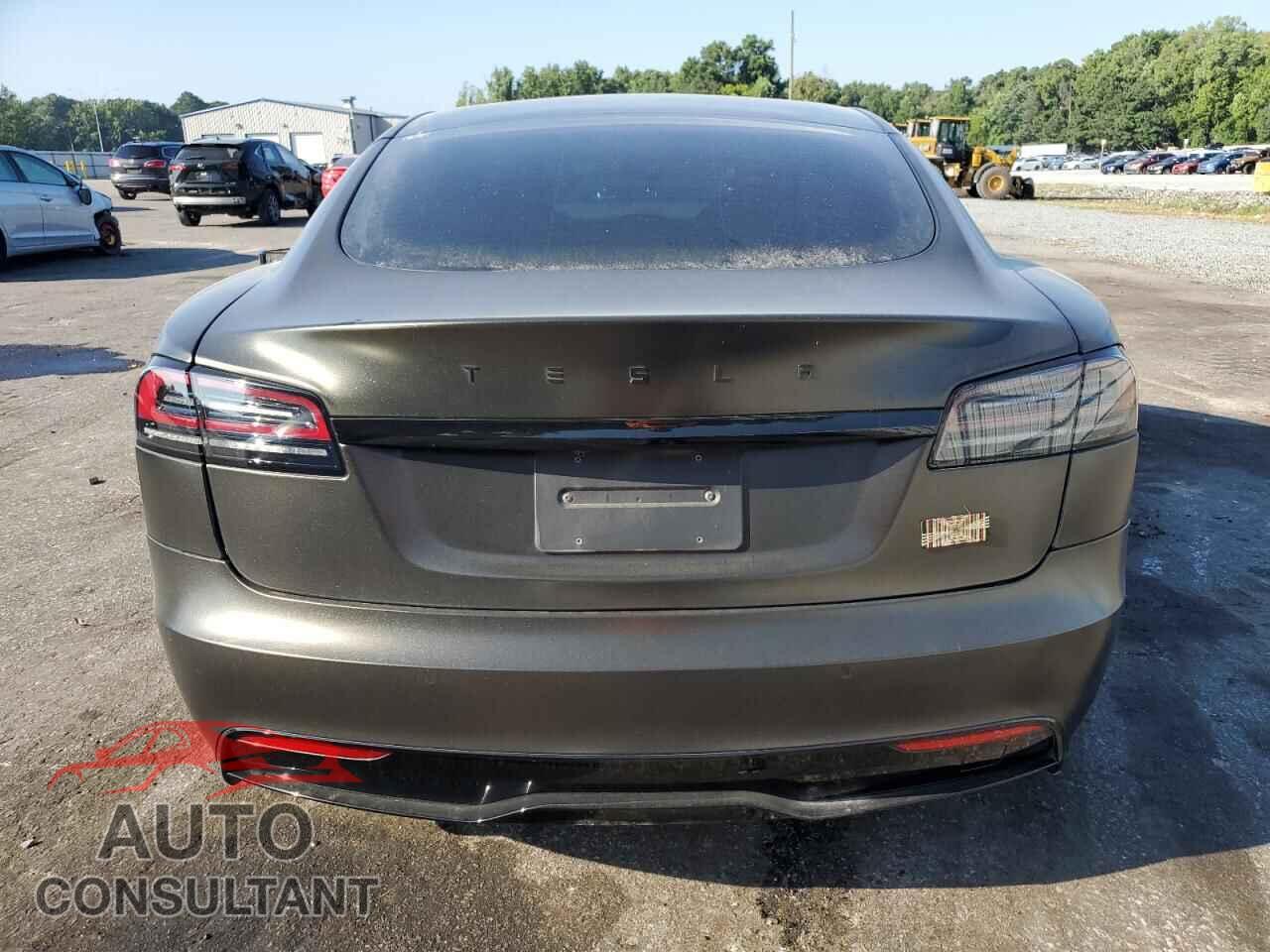 TESLA MODEL S 2022 - 5YJSA1E52NF478428