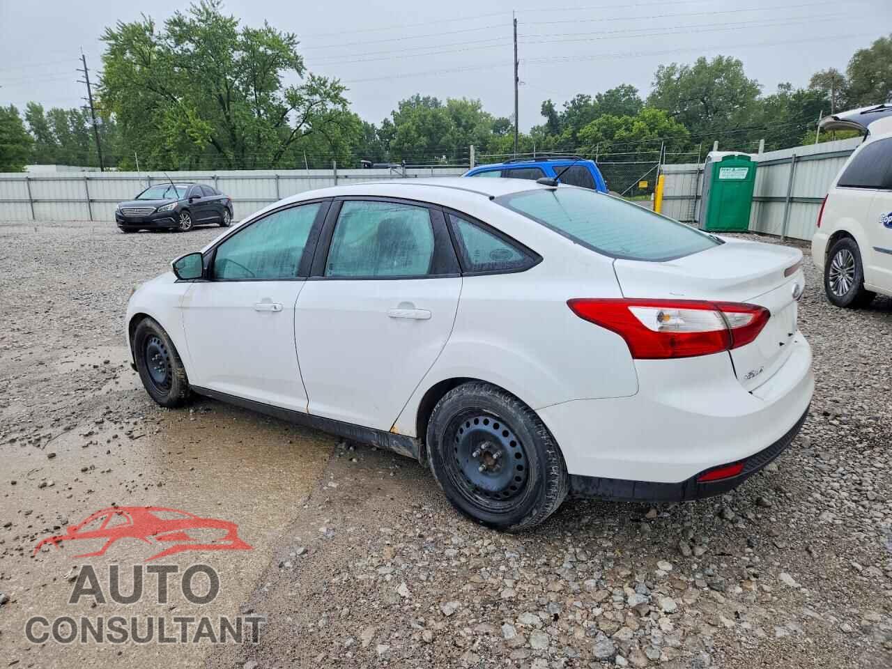 FORD FOCUS 2012 - 1FAHP3F27CL272210
