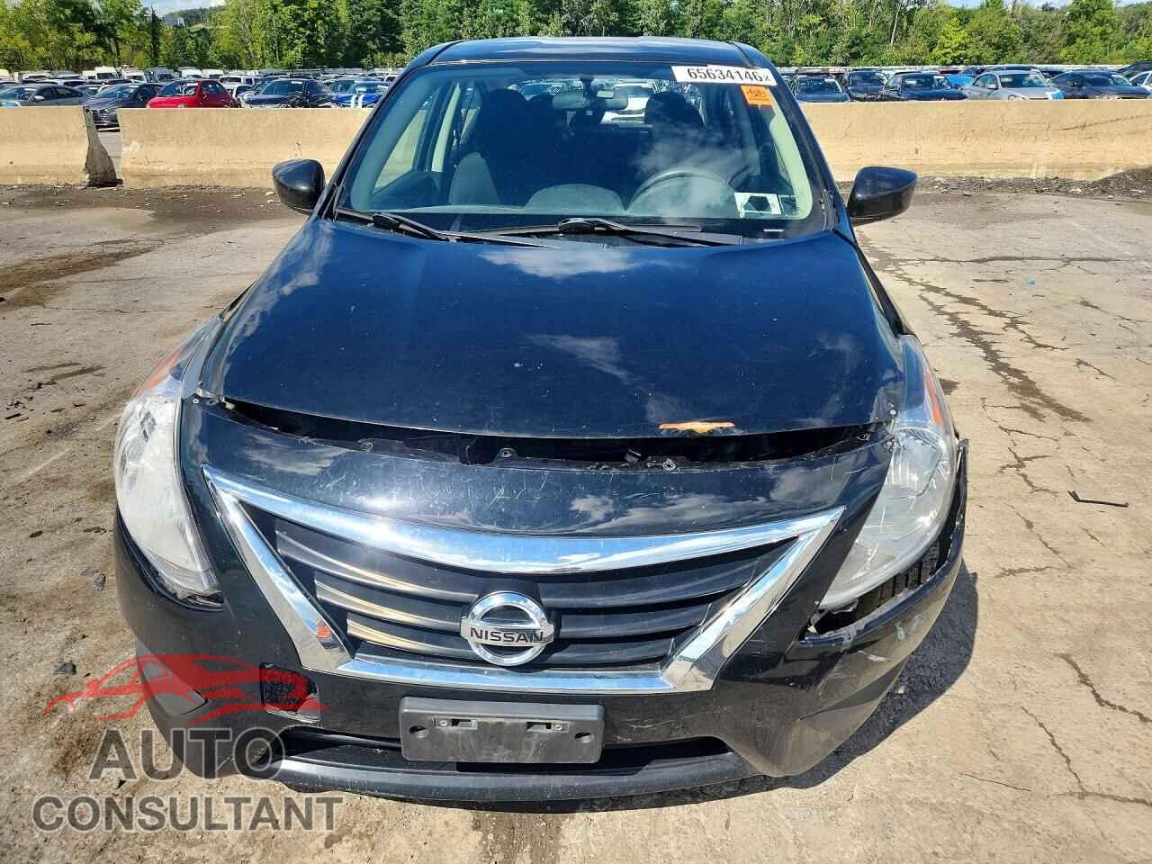 NISSAN VERSA 2019 - 3N1CN7AP3KL823338