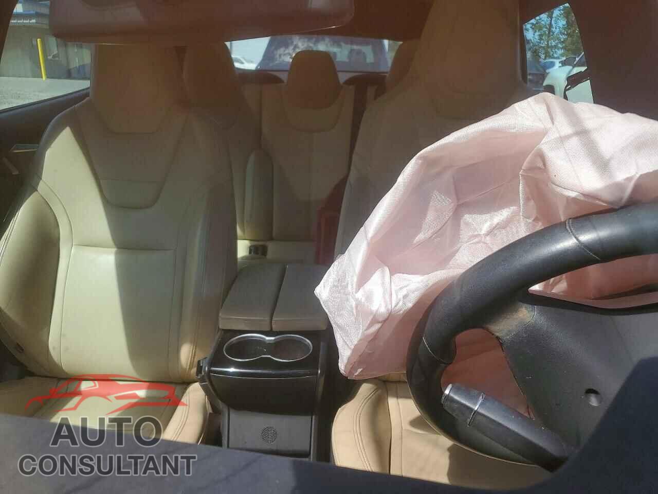 TESLA MODEL S 2015 - 5YJSA1E24FF109271