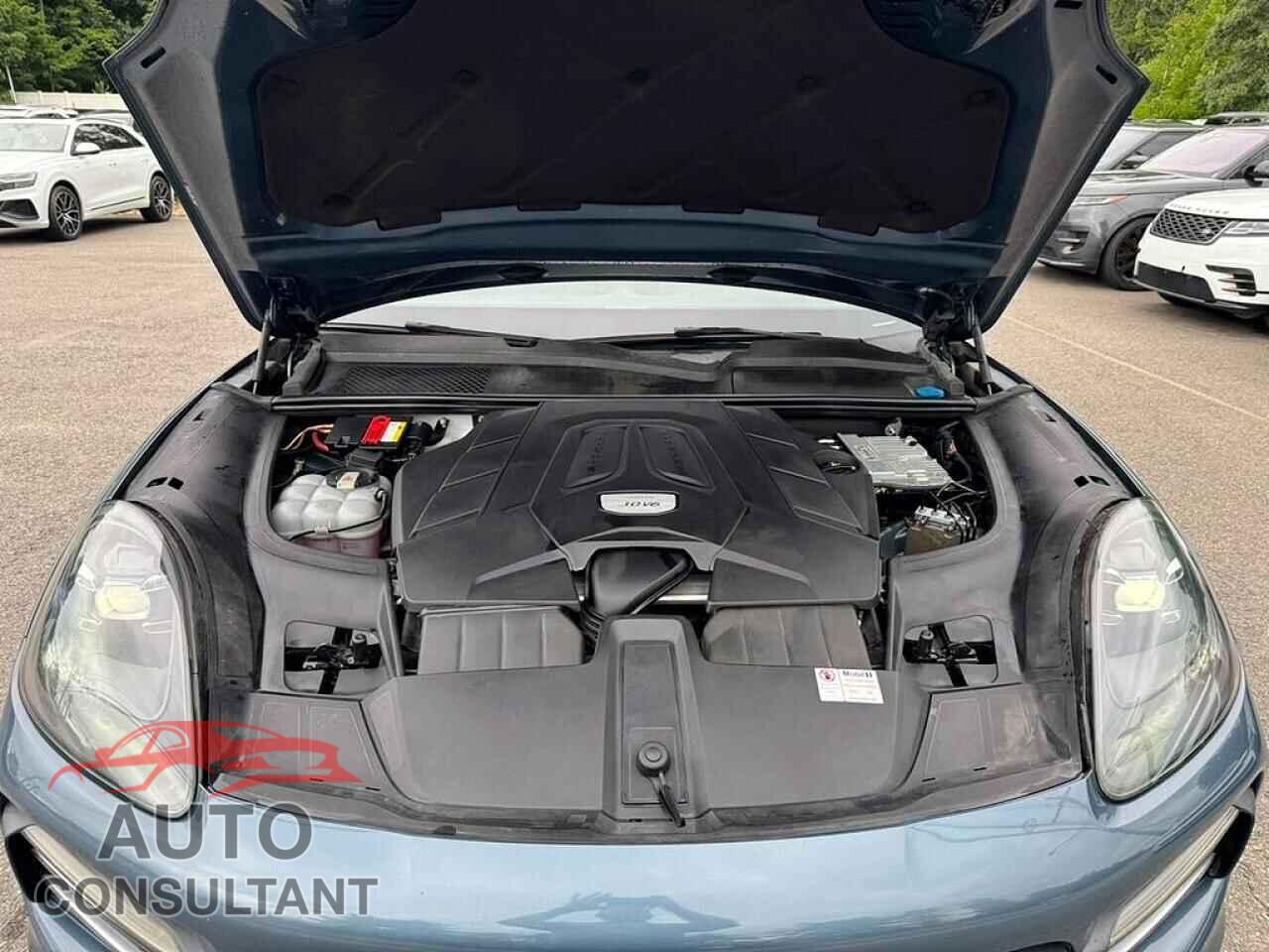PORSCHE CAYENNE 2019 - WP1AA2AY9KDA09016