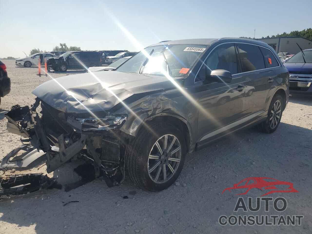 AUDI Q7 2018 - WA1LABF72JD017607