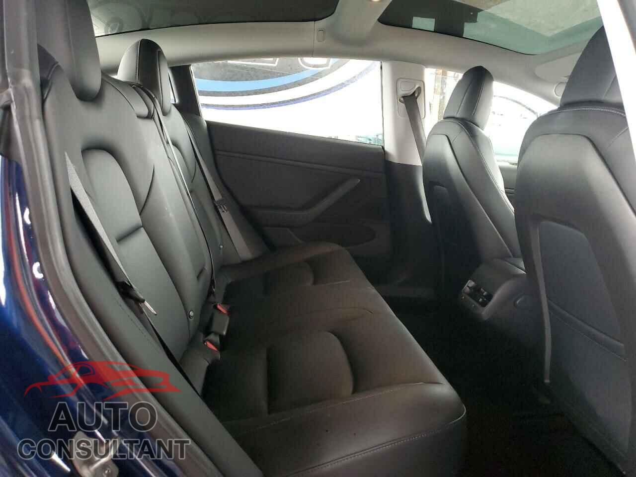 TESLA MODEL 3 2018 - 5YJ3E1EA1JF026065