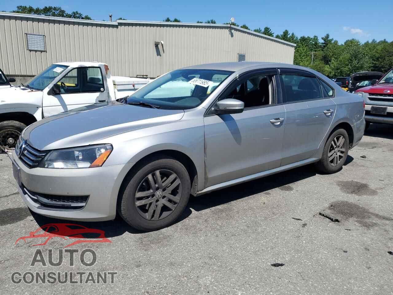 VOLKSWAGEN PASSAT 2013 - 1VWAP7A33DC043539