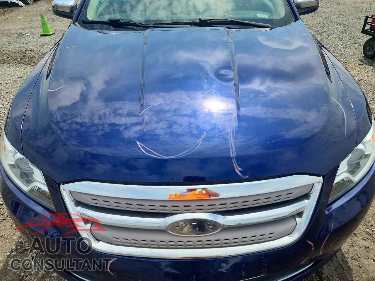 FORD TAURUS 2011 - 1FAHP2FW4BG186809