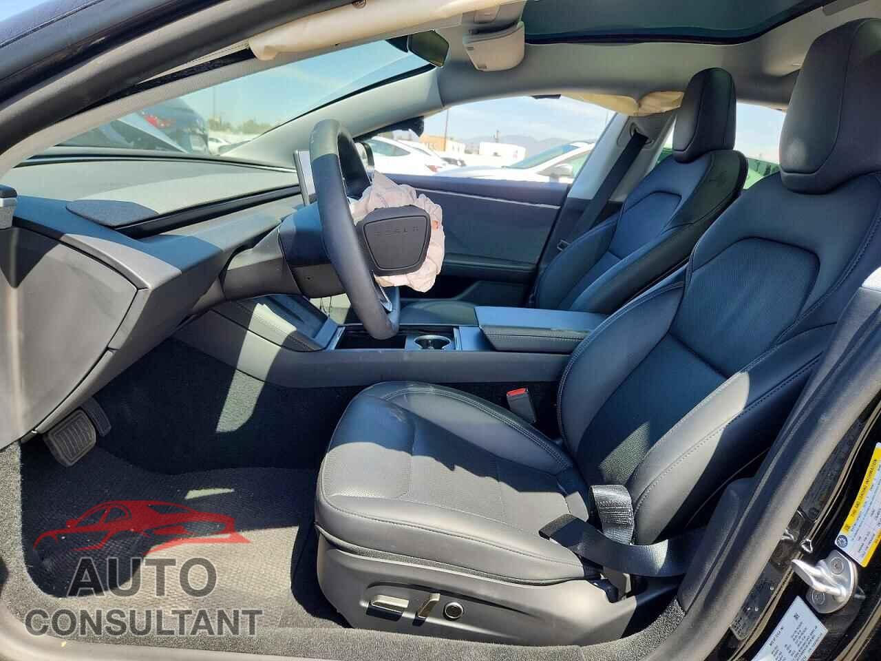 TESLA MODEL 3 2025 - 5YJ3E1EA5SF912214