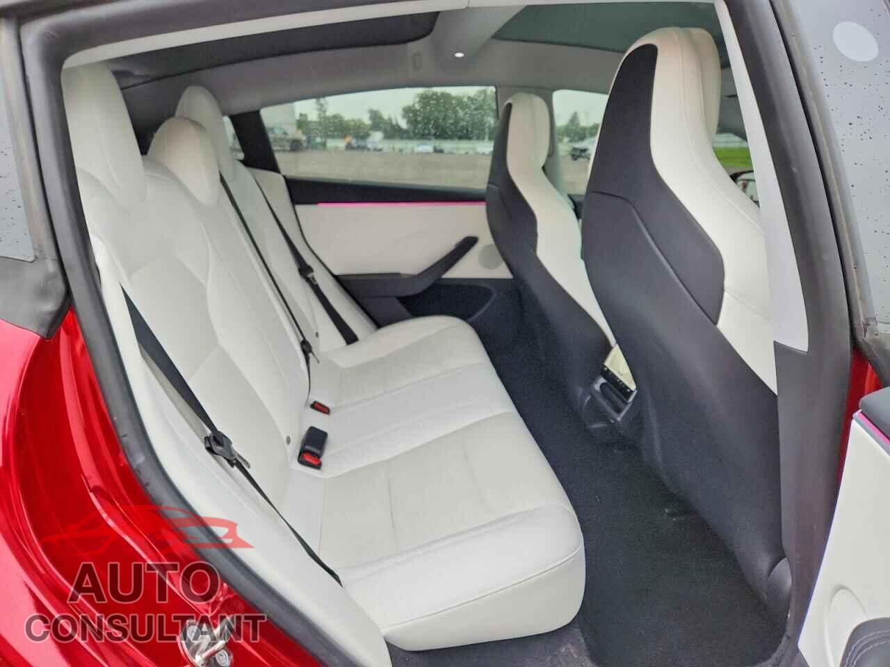 TESLA MODEL 3 2024 - 5YJ3E1ET6RF785260
