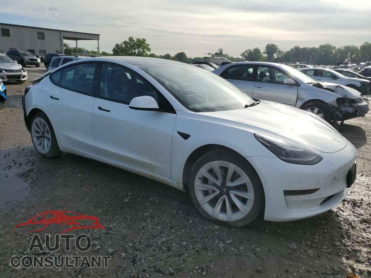 TESLA MODEL 3 2022 - 5YJ3E1EAXNF145707