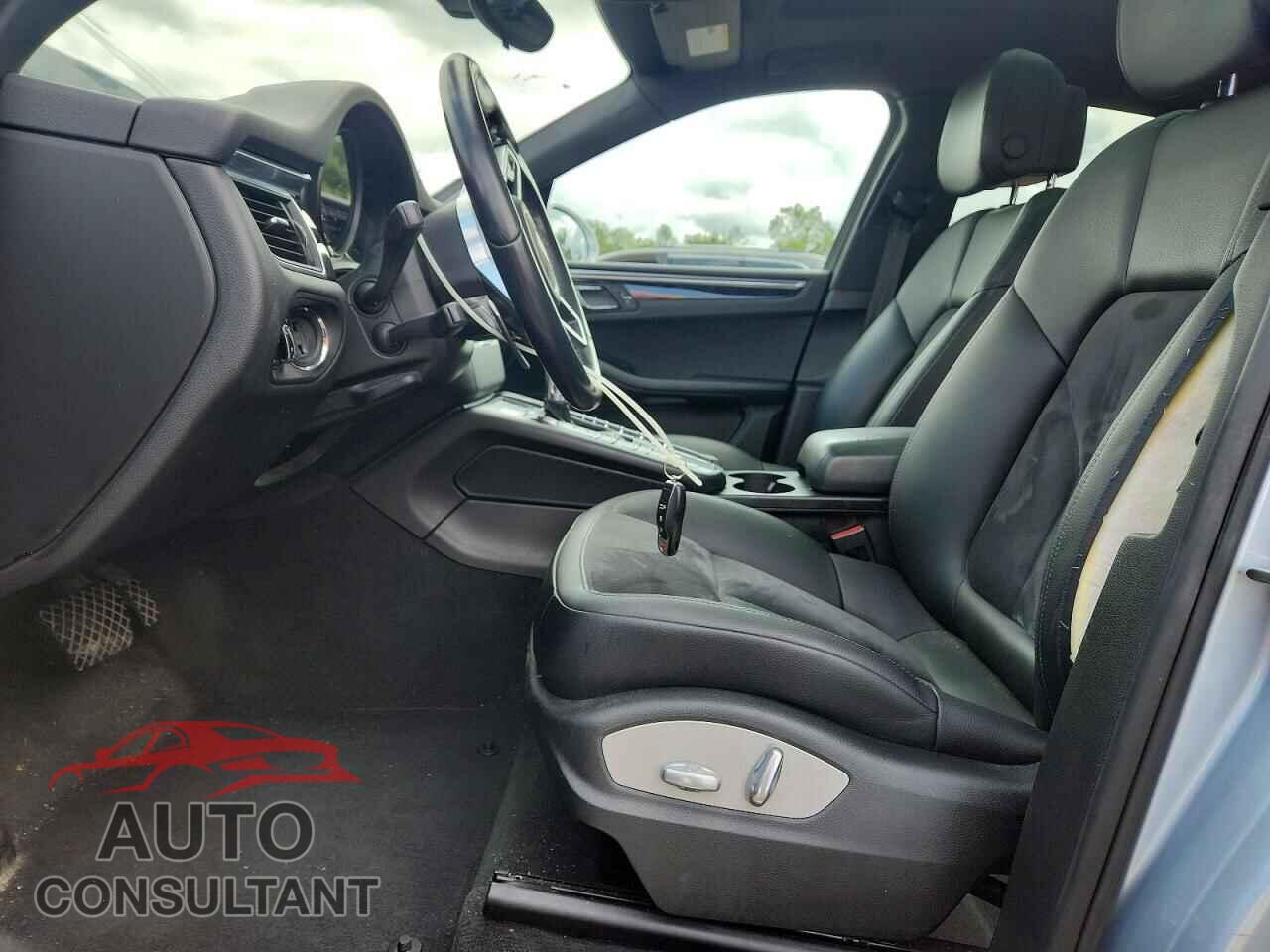 PORSCHE MACAN 2018 - WP1AA2A51JLB01702