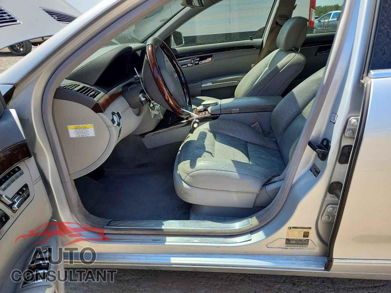 MERCEDES-BENZ S-CLASS 2012 - WDDNG9EBXCA452185