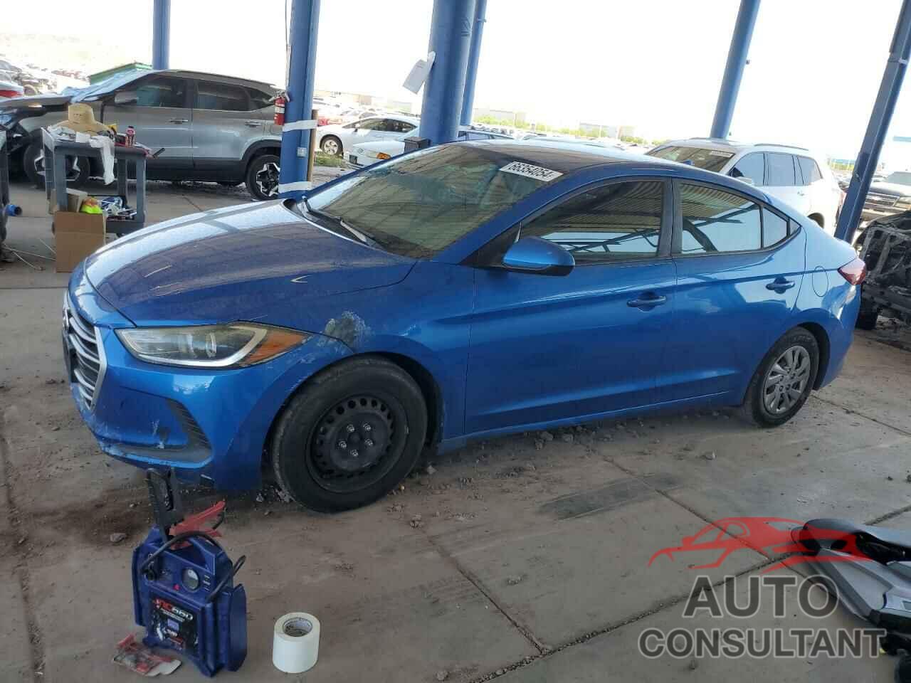 HYUNDAI ELANTRA 2017 - KMHD74LF5HU082862