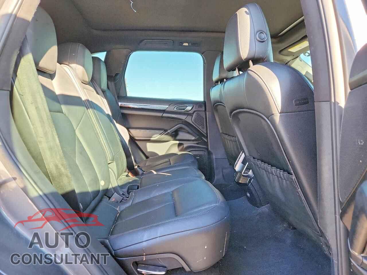 PORSCHE CAYENNE 2012 - WP1AA2A25CLA12644