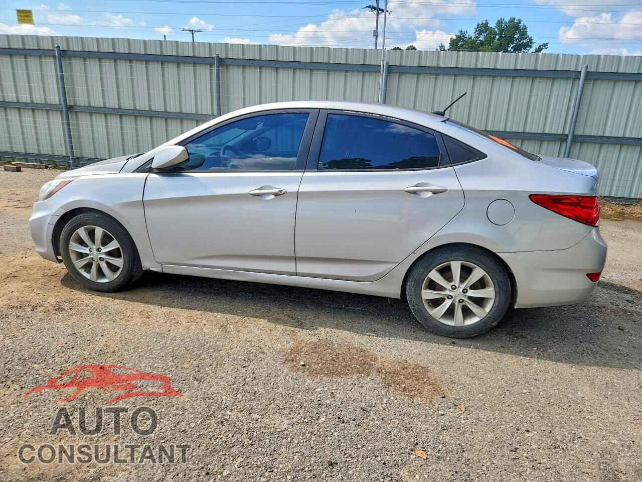 HYUNDAI ACCENT 2013 - KMHCU4AE7DU462928