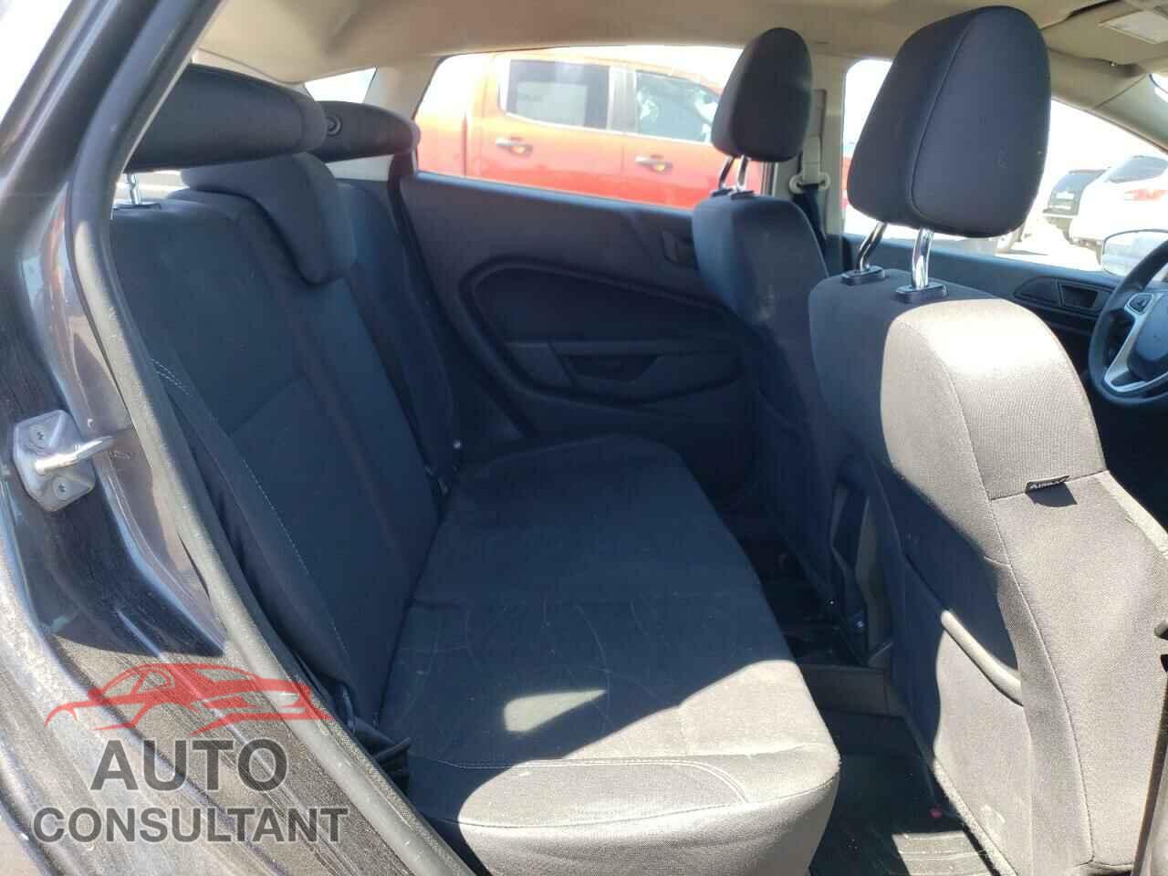 FORD FIESTA 2017 - 3FADP4EJ3HM156019