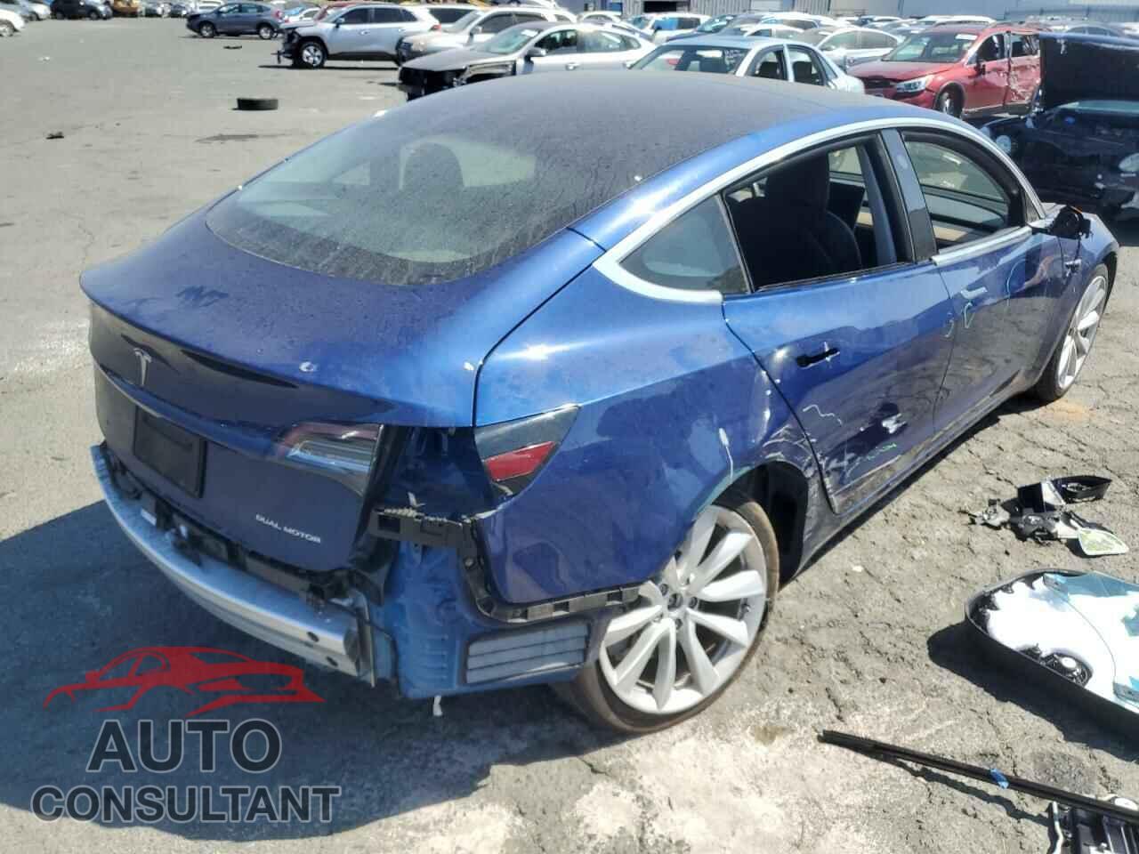 TESLA MODEL 3 2020 - 5YJ3E1EB0LF646529