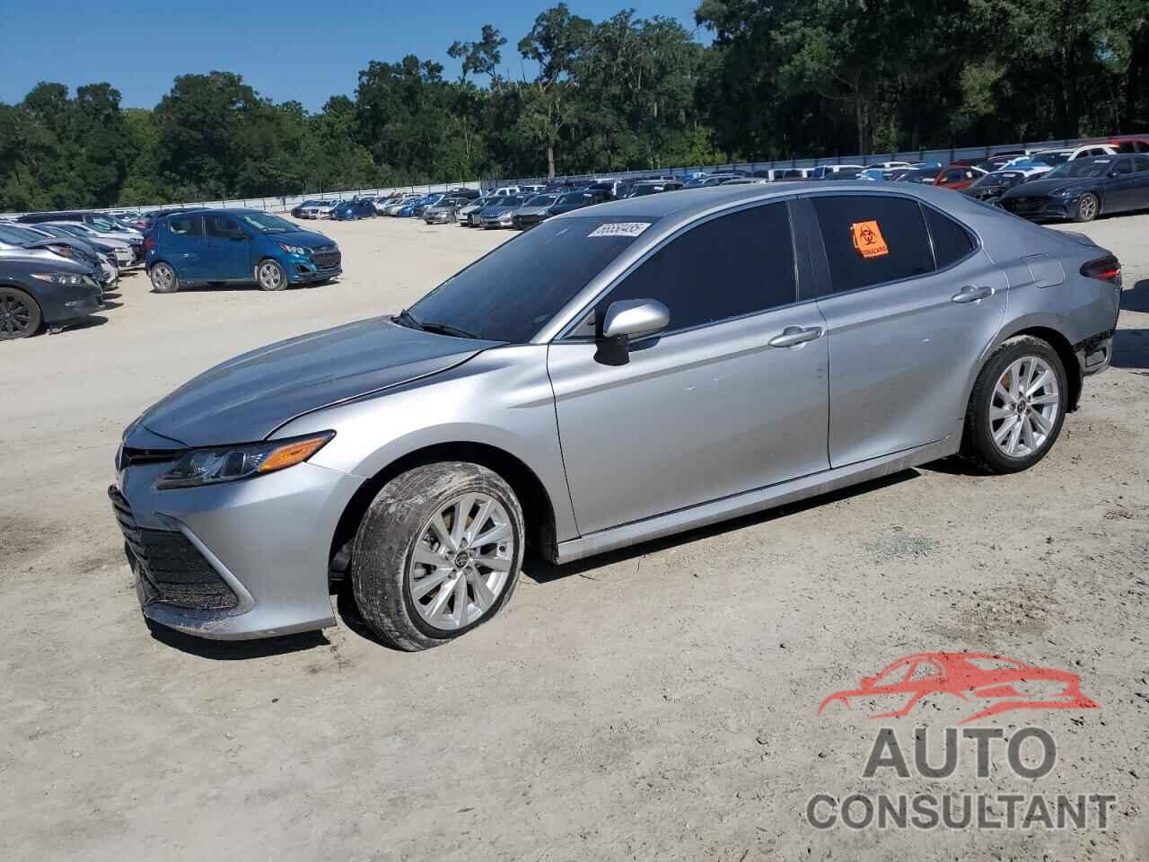 TOYOTA CAMRY 2021 - 4T1C11AK1MU574102