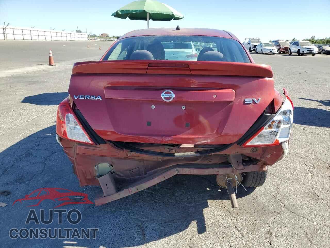 NISSAN VERSA 2017 - 3N1CN7APXHL802429