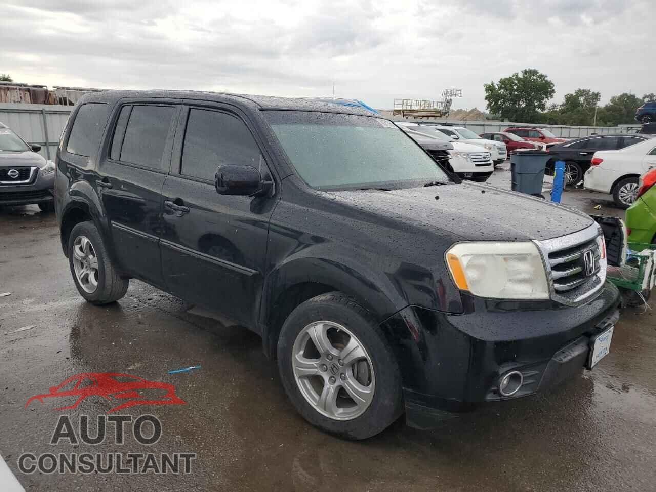 HONDA PILOT 2012 - 5FNYF4H74CB017755