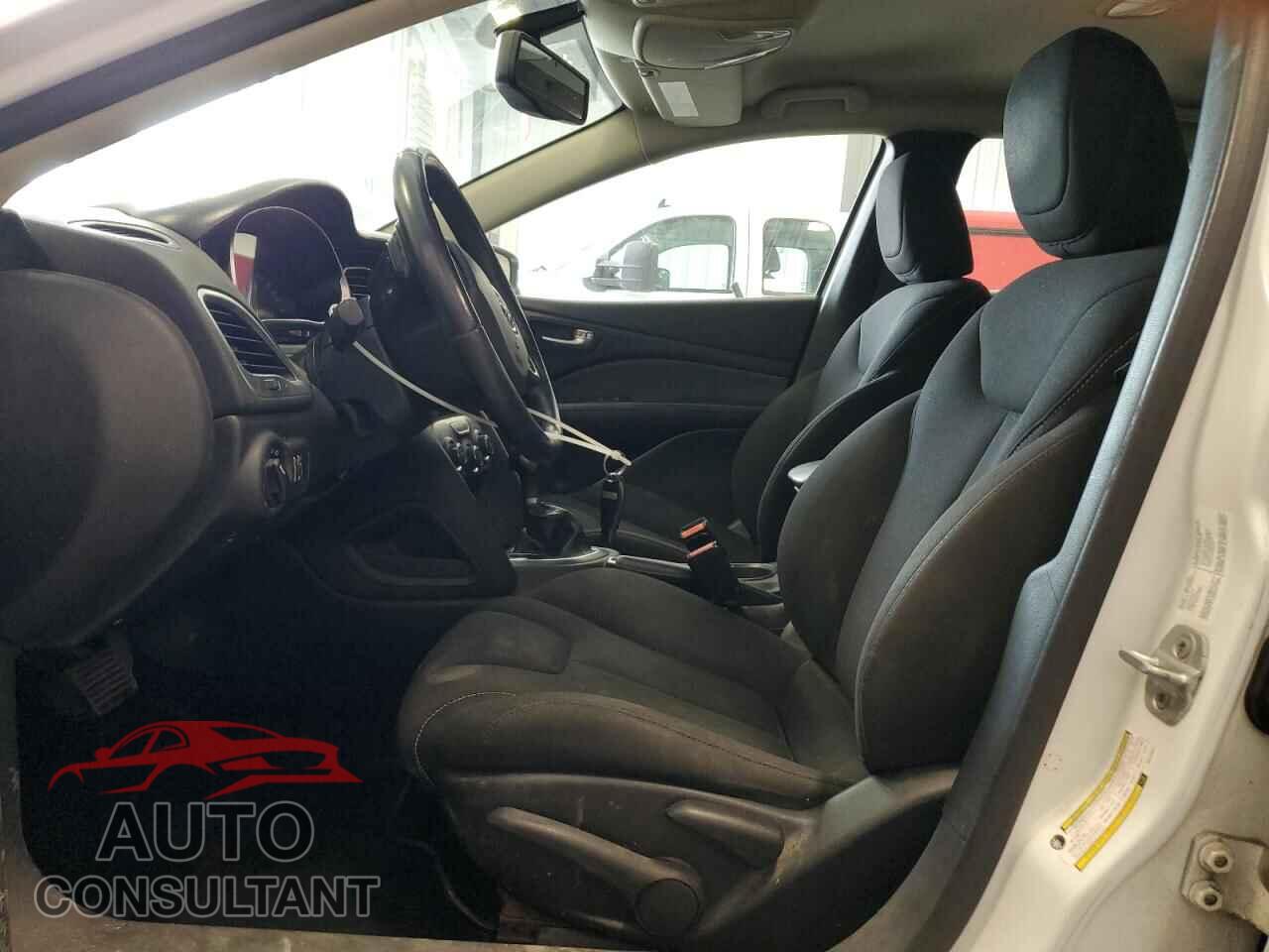 DODGE DART 2013 - 1C3CDFBA3DD157647
