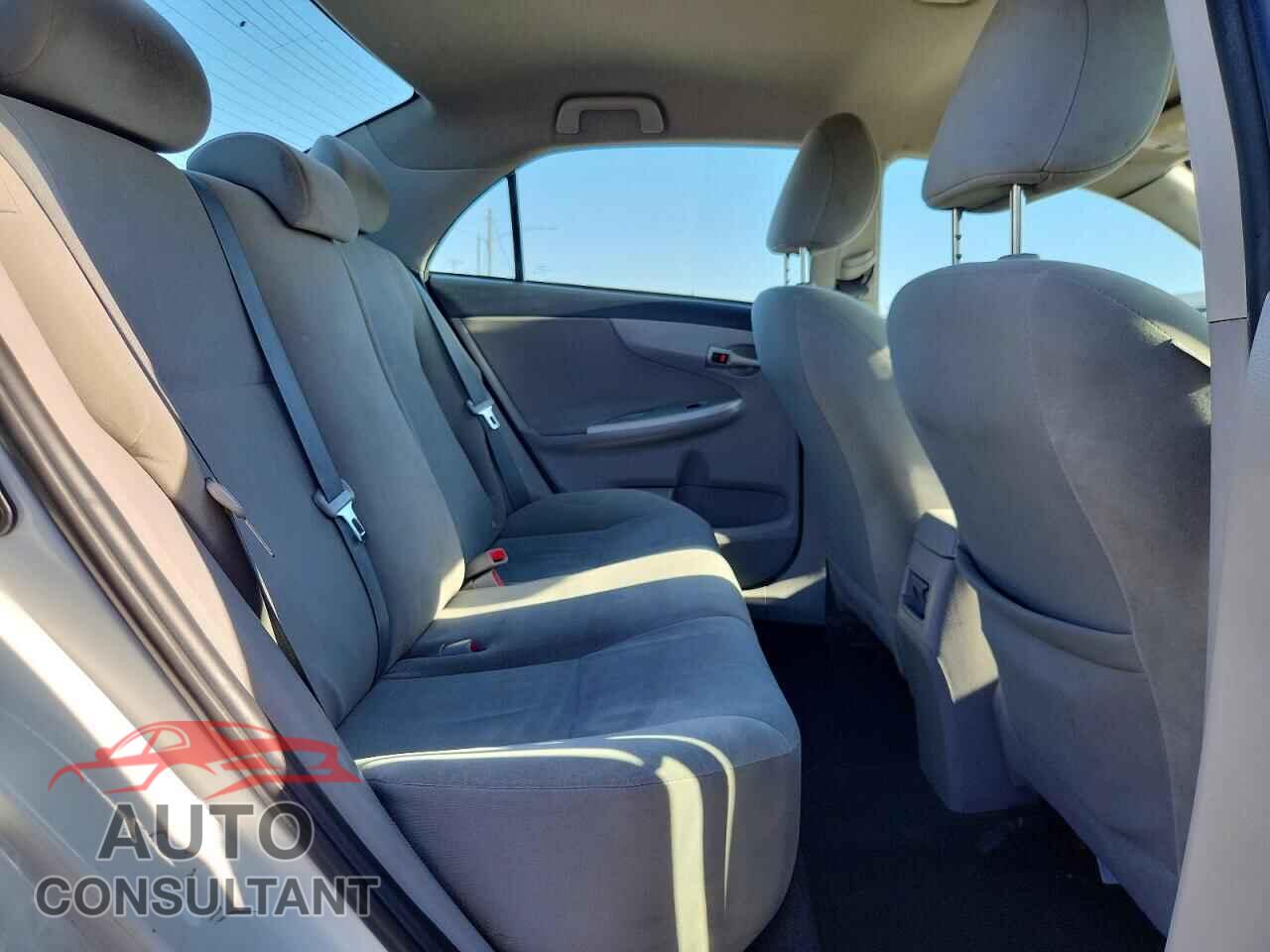 TOYOTA COROLLA 2012 - 2T1BU4EE2CC801287