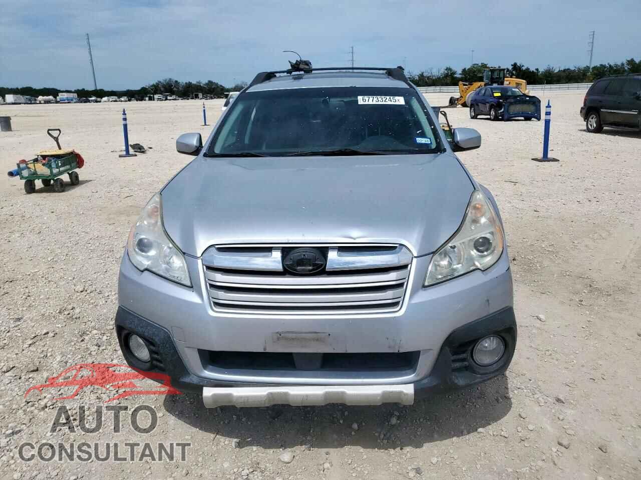 SUBARU OUTBACK 2013 - 4S4BRBKC4D3207752