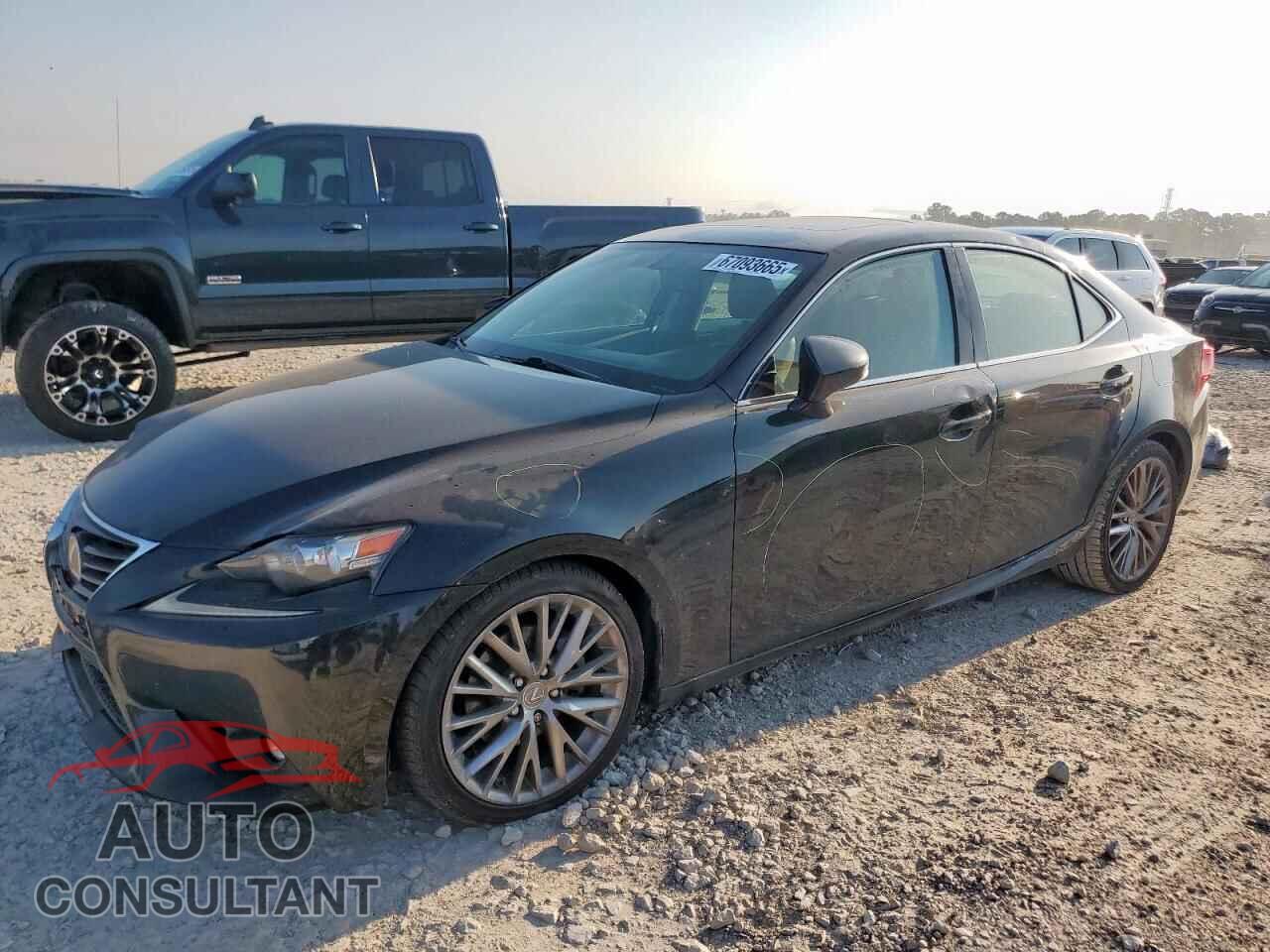 LEXUS IS 2015 - JTHCF1D20F5019378