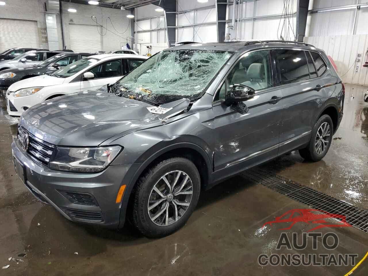 VOLKSWAGEN TIGUAN 2018 - 3VV2B7AX7JM211798