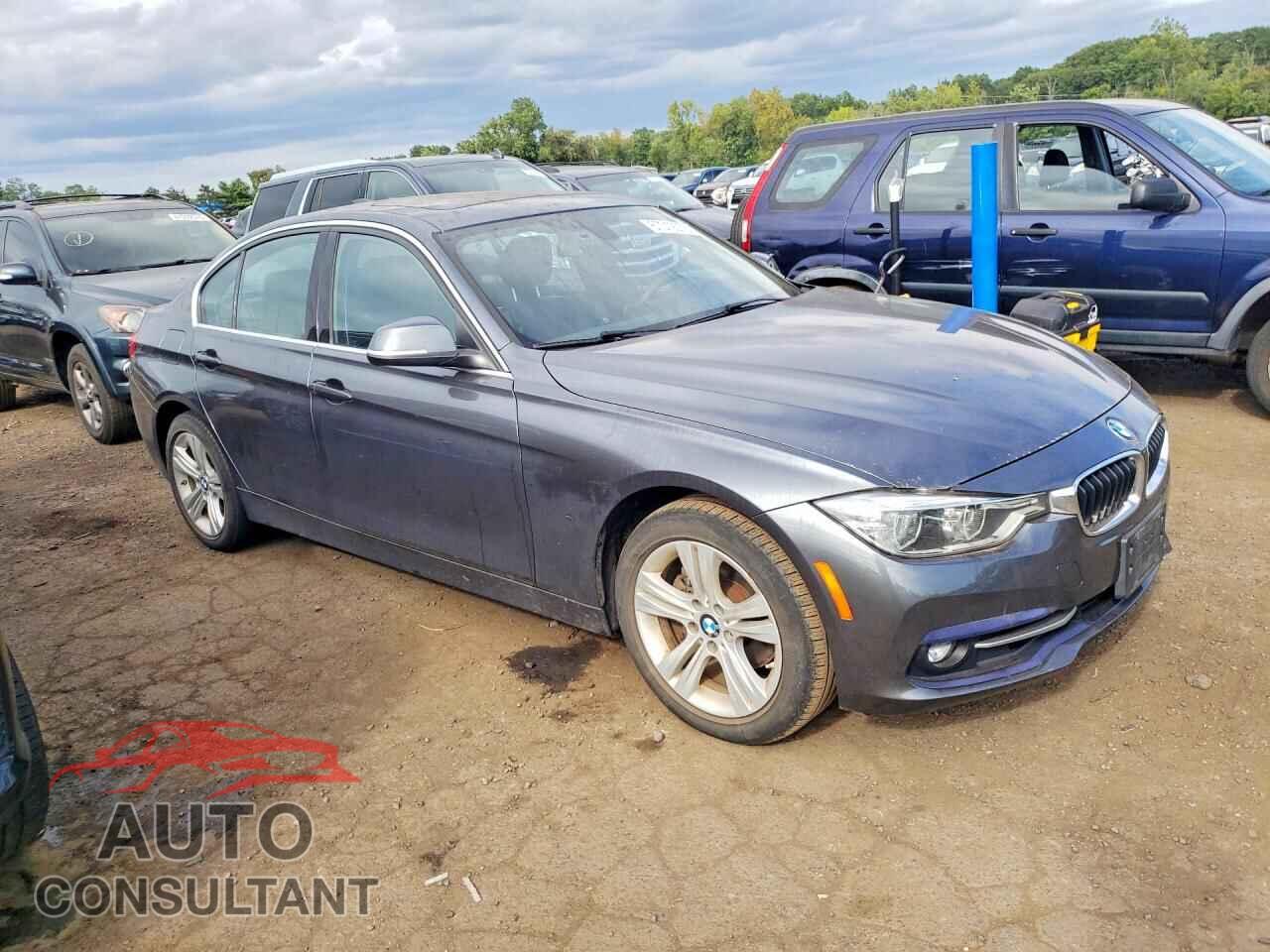 BMW 3 SERIES 2018 - WBA8D9C55JEM31437