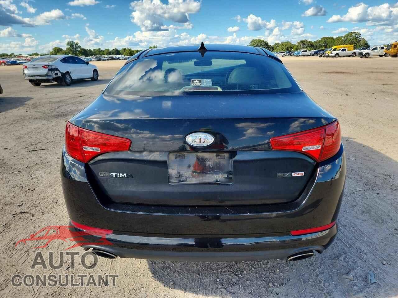 KIA OPTIMA 2011 - KNAGN4A71B5129810