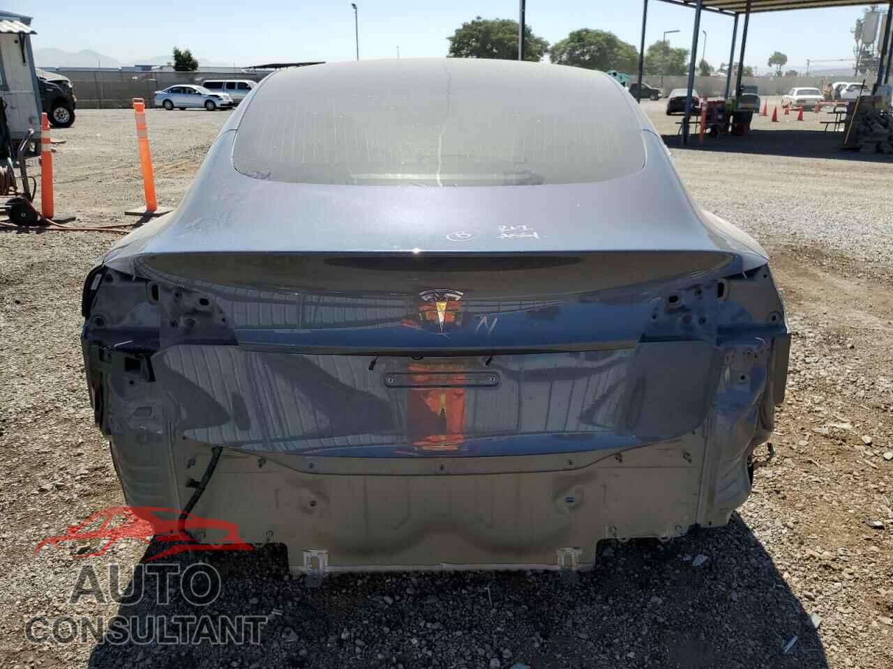 TESLA MODEL 3 2019 - 5YJ3E1EA8KF519839
