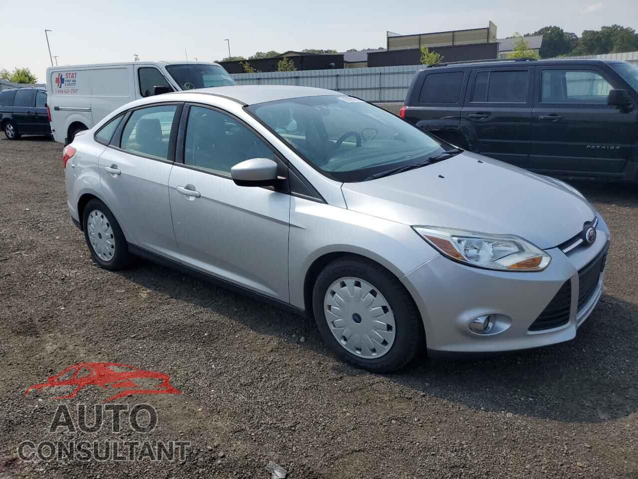 FORD FOCUS 2012 - 1FAHP3F25CL437381