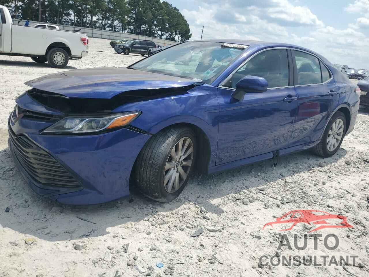 TOYOTA CAMRY 2018 - 4T1B11HK9JU663316