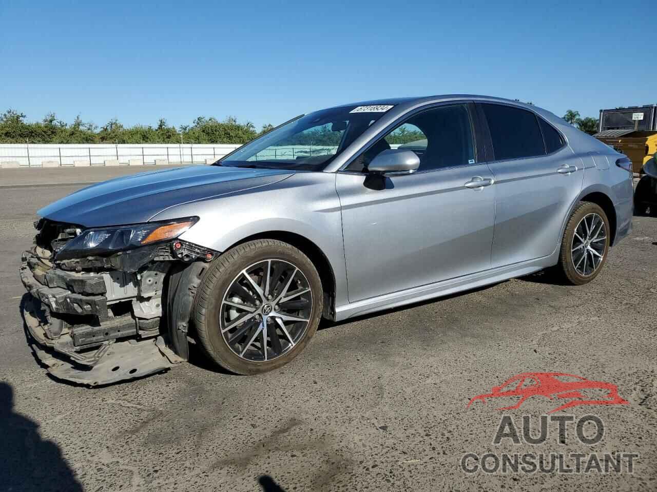 TOYOTA CAMRY 2022 - 4T1G11AK3NU618992