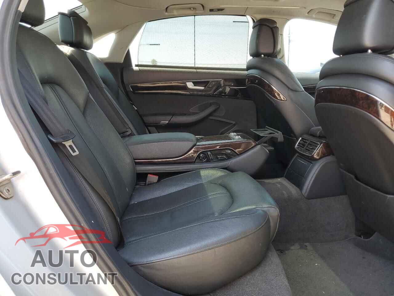 AUDI A8 2011 - WAURVAFD7BN015266