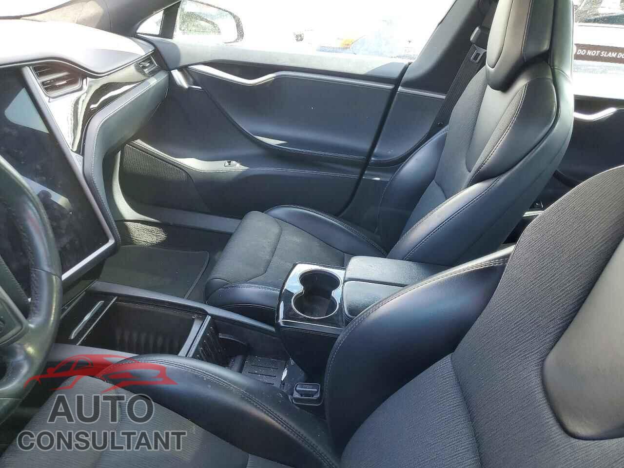 TESLA MODEL S 2018 - 5YJSA1E29JF293504