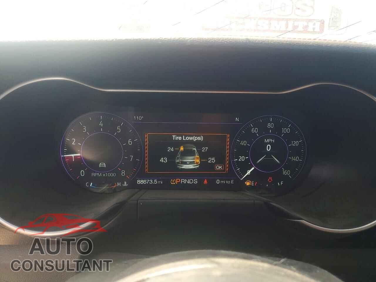 FORD MUSTANG 2019 - 1FA6P8CF9K5120525