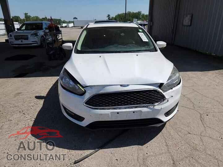 FORD FOCUS 2016 - 1FADP3K24GL369360