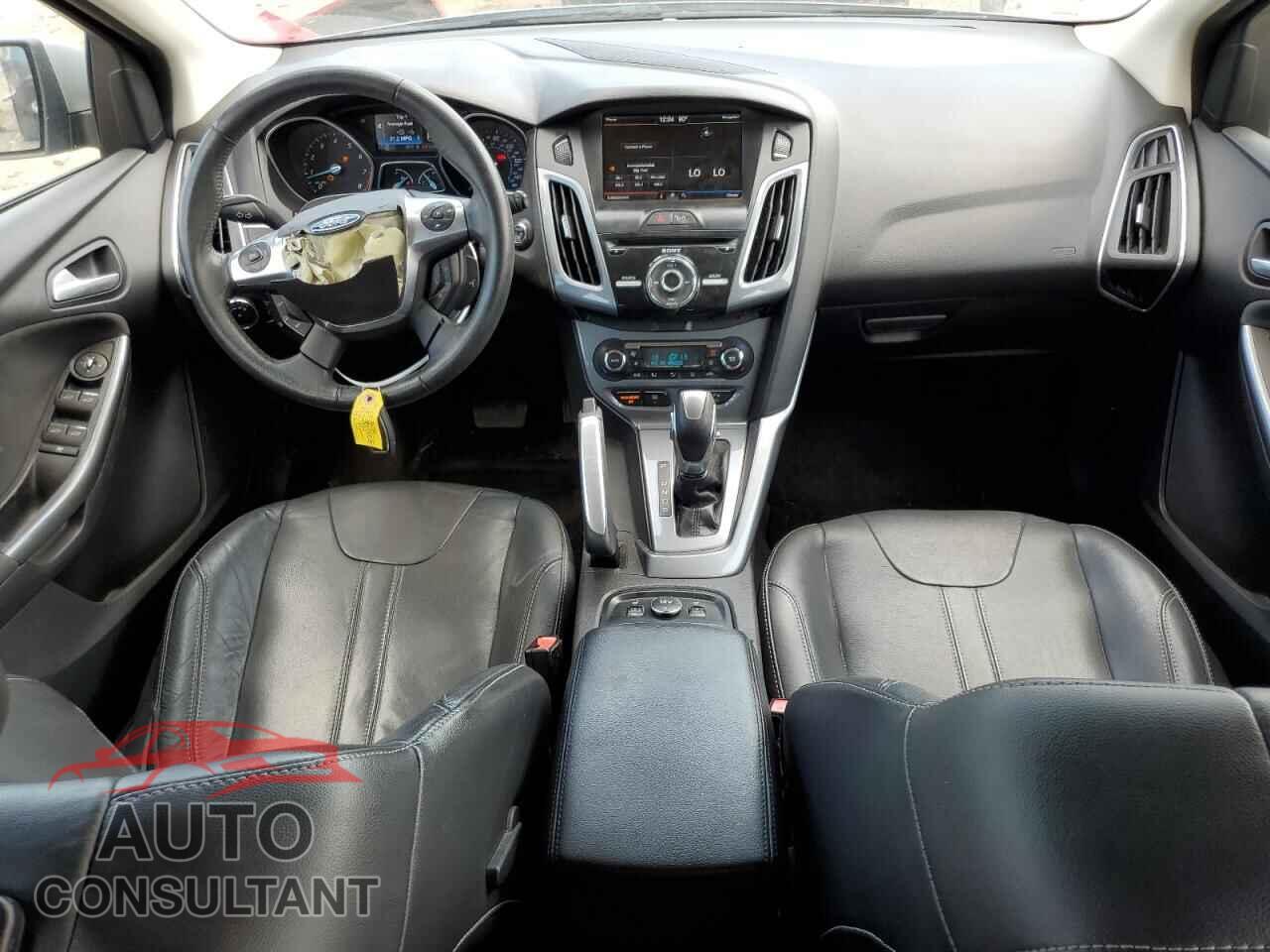FORD FOCUS 2012 - 1FAHP3N20CL335861